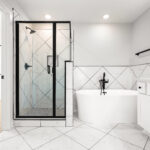 Owners Bath - Looking at Tub Shower - DSC05955